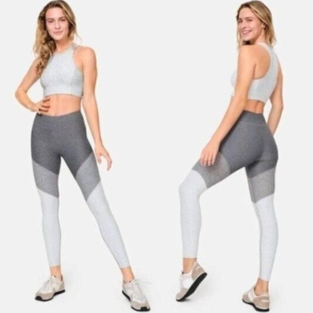 Outdoor Voices 7/8 Springs Legging In Ash Dove Graphite Size XS